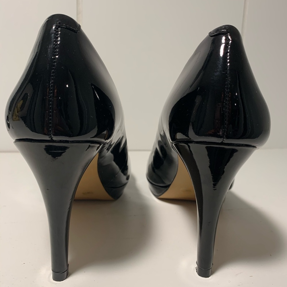 Vince Camuto Sarika Black Platform Pumps Size 7 ½